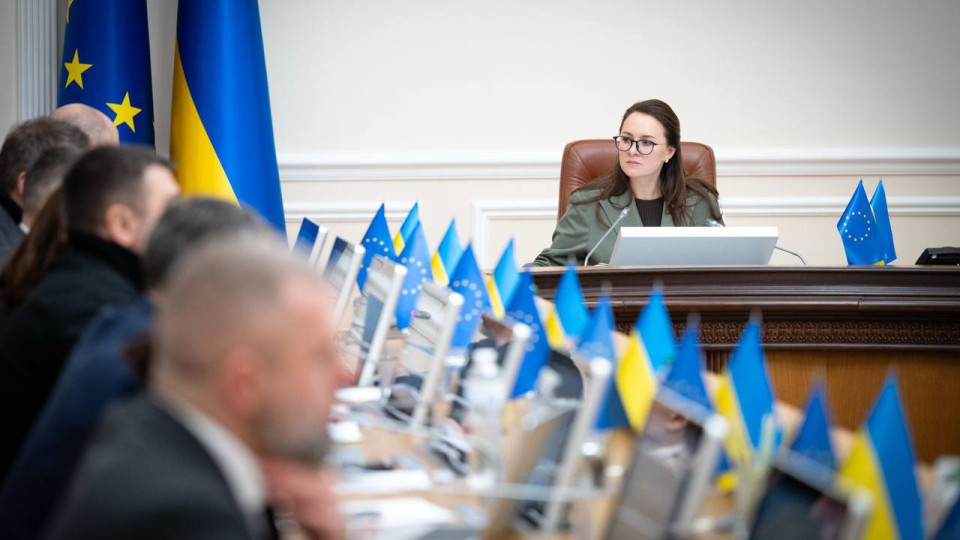Платіжки за тепло, воду та вивіз відходів перерахують автоматично: що вирішив Кабмін і кого це торкнеться