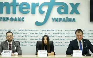 «Должны были хотя бы разбудить»: жена погибшего пациента после удара БПлА в Киеве обвиняет клинику «Медиком»