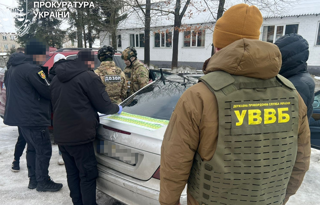 6000 євро з людини: на Рівненщині 18-річний хлопець організував втечу військовозобов’язаних за кордон