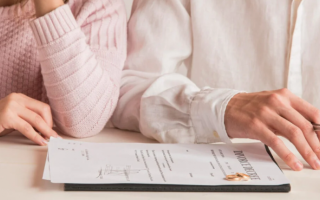 Содержание одного из супругов: когда возникает такое право