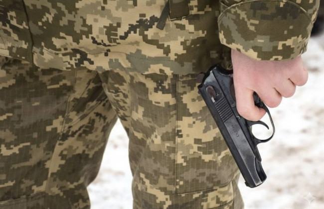 В Житомирской области во время конфликта с сотрудником ТЦК гражданский достал кол — военнослужащий произвел выстрел