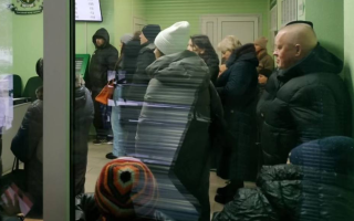 Пенсионеры-переселенцы массово остались без пенсий в январе: Лубинец призвал правительство упростить верификацию