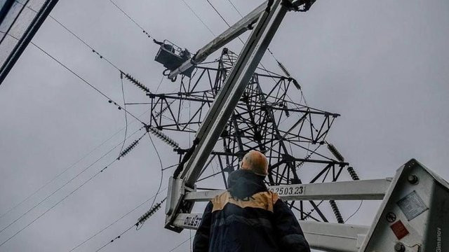 Блекаут в регионах стал следствием каскадного отключения в энергосистеме, – Шмыгаль