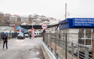 На границе Украины и Молдовы полностью восстановили пропуск транспорта и товаров