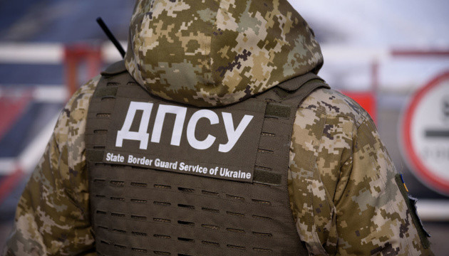 Стало відомо, яка ситуація з рухом транспорту через кордон з Молдовою