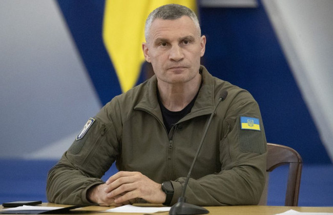 Водоснабжение в Киеве восстановлено, но 2600 домов до сих пор остаются без тепла, — Кличко