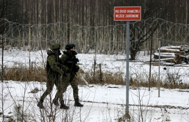 Повітряні кулі із Білорусі третю добу поспіль порушують кордон з Польщею