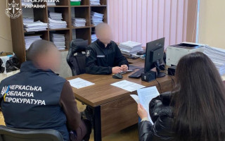 На Черкащині судитимуть податківицю, яка задекларувала недостовірну інформацію на 7 млн грн