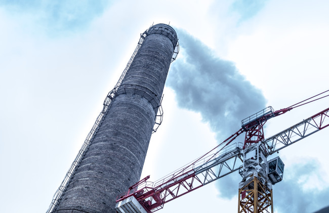 Дарницкая ТЭЦ в Киеве временно остановила работу после российского обстрела