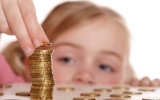 От фиксированной суммы к доле дохода отца: суд в Днепре увеличил алименты для ребенка