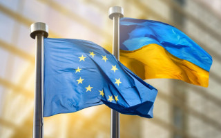 ЄС на рівні послів погодив кредит в 90 млрд євро для України