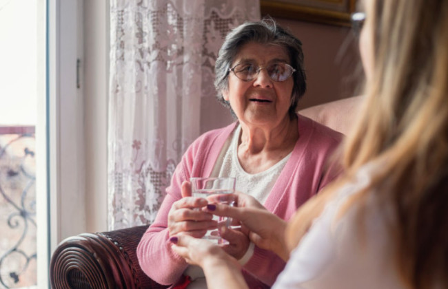 Договір довічного утримання — що це та хто може укласти