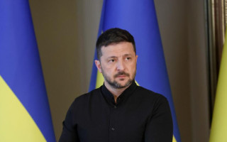 Україна буде заохочувати 800-тисячну армію високими зарплатами, — Володимир Зеленський