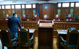КСУ розглянув скаргу щодо конституційності відповідальності за порушення ПДР, зафіксовані в автоматичному режимі