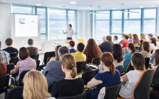 П’ять незвичних професій, які реально існують в Україні — від андрагога до мехатроніка