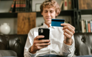 Як не помилитися з переказом при оплаті товару: НБУ радить банкам змінити назви