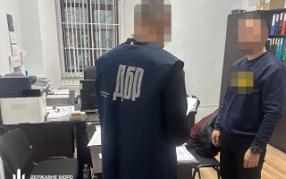 На Львівщині судитимуть поліцейського і кума митника за спробу «прикрити» п’яне ДТП — ДБР