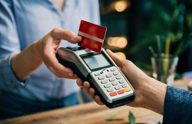 Верховный Суд: клиент не отвечает за расчеты между банком и торговцем после возврата средств