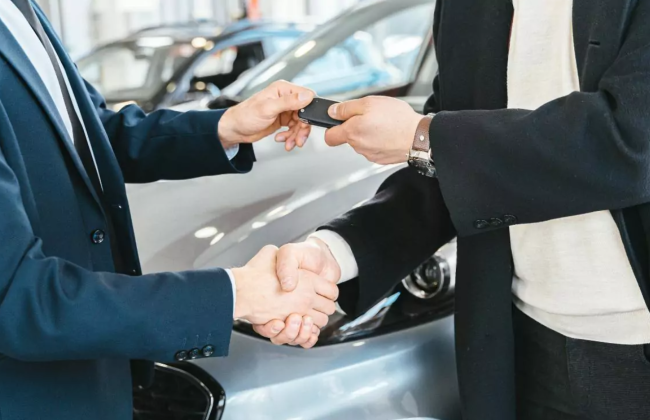 Продаж уживаних авто: юрособам нагадали про обов’язок вносити дані за один день