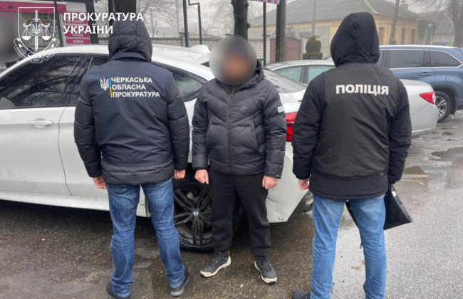 В Черкасской области разоблачили заместителя мэра, который пытался «закрыть» уголовное производство за $5 тысяч