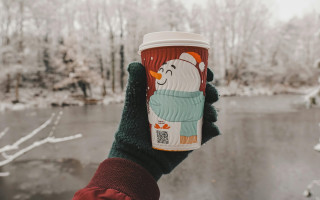 Кава з собою взимку – які вимоги до кав’ярень і кафе щодо посуду