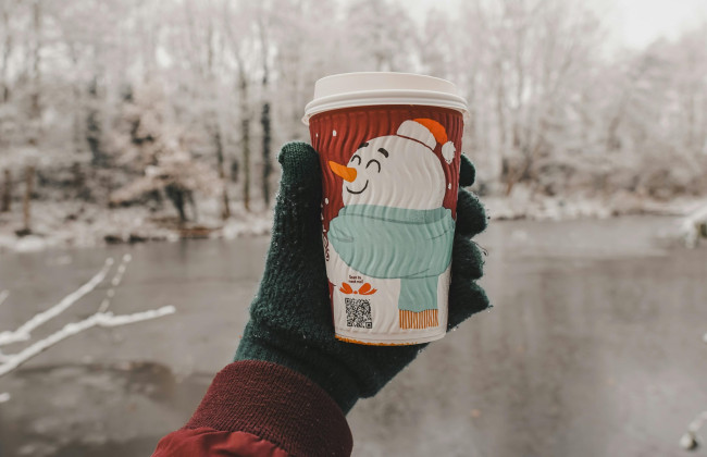 Кава з собою взимку – які вимоги до кав’ярень і кафе щодо посуду