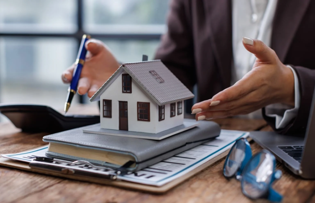 Мораторій на стягнення майна за валютними кредитами не поширюється на позасудовий продаж предмета іпотеки — Верховний Суд