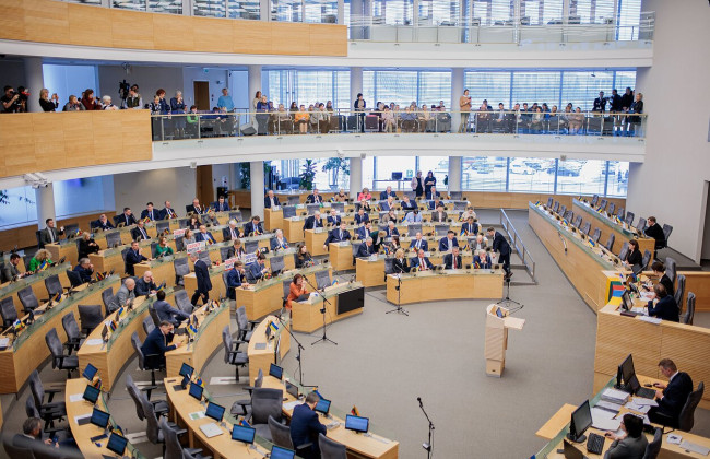 Коррупционный скандал в Литве: спецслужба обыскала офисы политиков Сейма