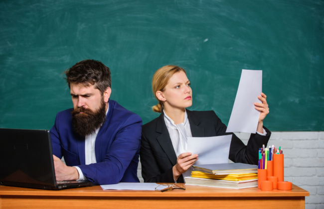 Верховний Суд роз’яснив, чи зберігає директор статус учителя після звільнення