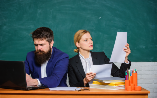 Верховный Суд разъяснил, сохраняет ли директор статус учителя после увольнения