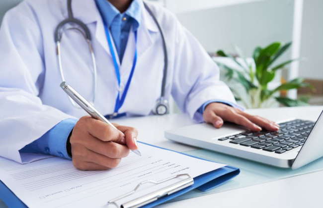 У Держпраці пояснили, від чого залежить розмір лікарняних