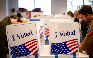 Суд у США дозволив виборцям штату Вісконсин анулювати бюлетень і проголосувати поштою повторно