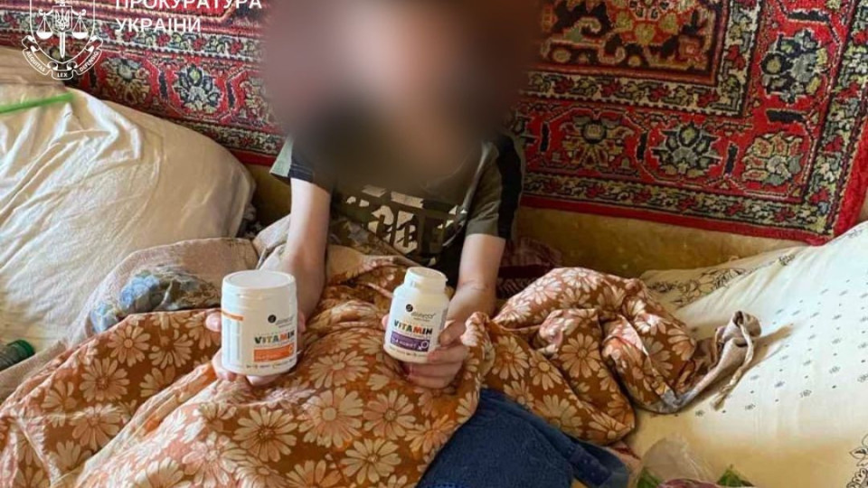 У Києві мати залишила 14-річного сина у тяжкому стані без їжі, води та зв’язку на два тижні