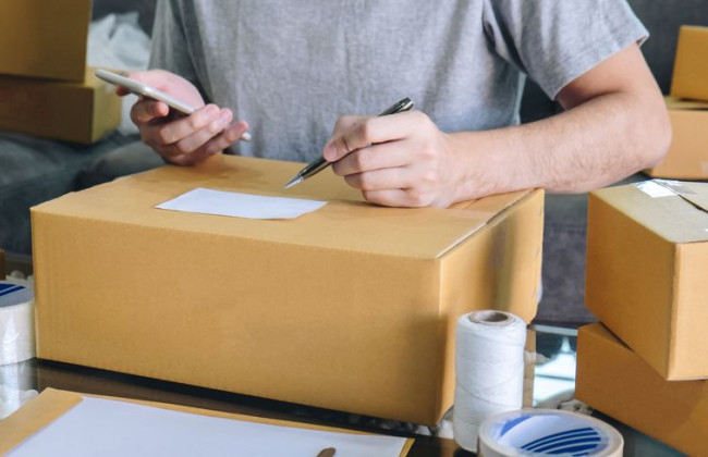 2 тысячи евро без налога или до трех продаж: в Раде объяснили новые правила для онлайн-продавцов