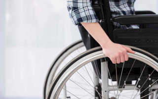 Строительная компания должна оплатить более 600 тысяч грн за невыполнение норматива трудоустройства лиц с инвалидностью: детали дела