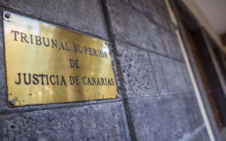 Суд на Канарских островах оштрафовал адвоката за 48 вымышленных ссылок, созданных ИИ