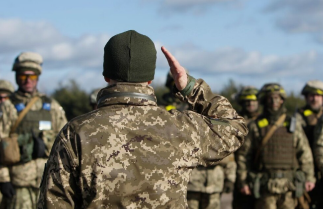 Надбавки за ученую степень для военных: кто получает и какой размер выплат