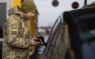 Прикордонники на Закарпатті виявили серію підроблених «Зелених карт»