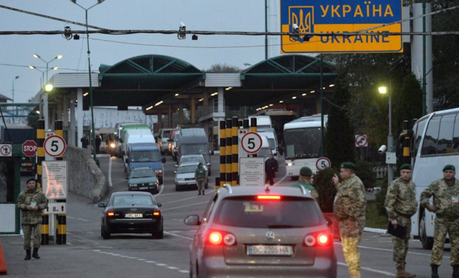 Із 16 лютого обмежать рух через пункт пропуску «Солотвино – Сігету-Мармацієй»: що зміниться для водіїв