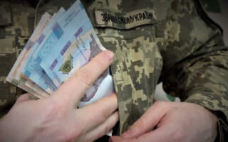 Перший контракт у ЗСУ – яку одноразову виплату отримають новобранці
