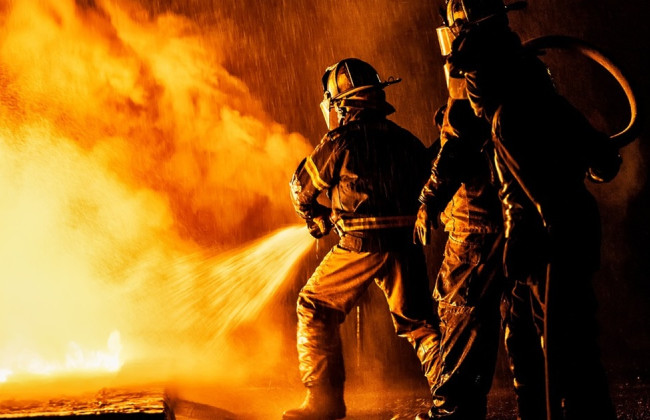 Горіли будинки та сіно – на Прикарпатті за добу ліквідували 6 пожеж, евакуйовано 60 осіб