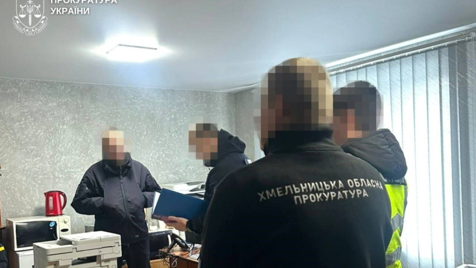 В Хмельницкой области закупили непригодные костюмы для спасателей на 14 млн грн