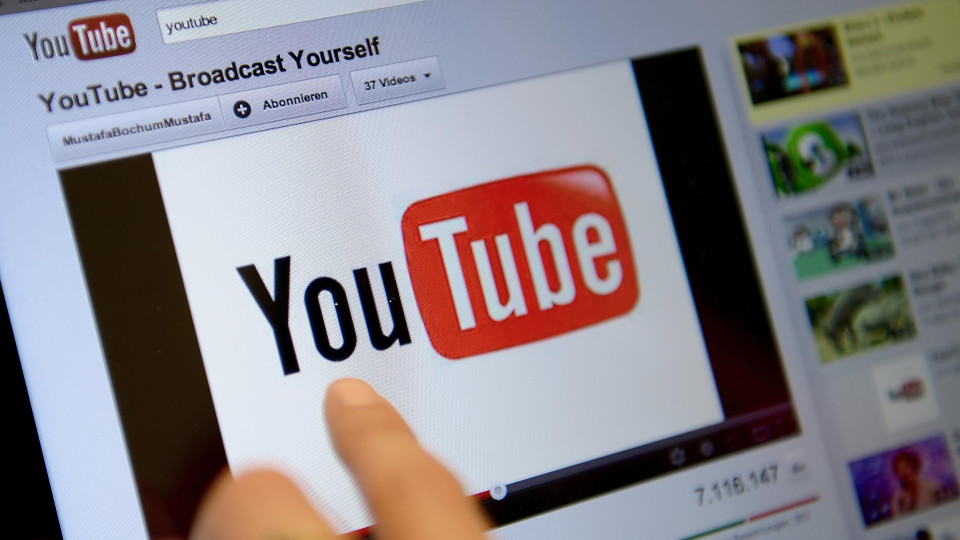 YouTube ввел ограничения для пользователей с блокировщиками рекламы