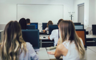 Штучний інтелект може стати «третім екзаменатором» на НМТ – що кажуть в Центрі оцінювання