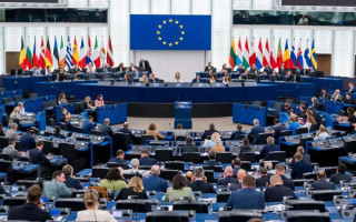 Европарламент отключил функции ИИ на планшетах депутатов из-за рисков кибербезопасности