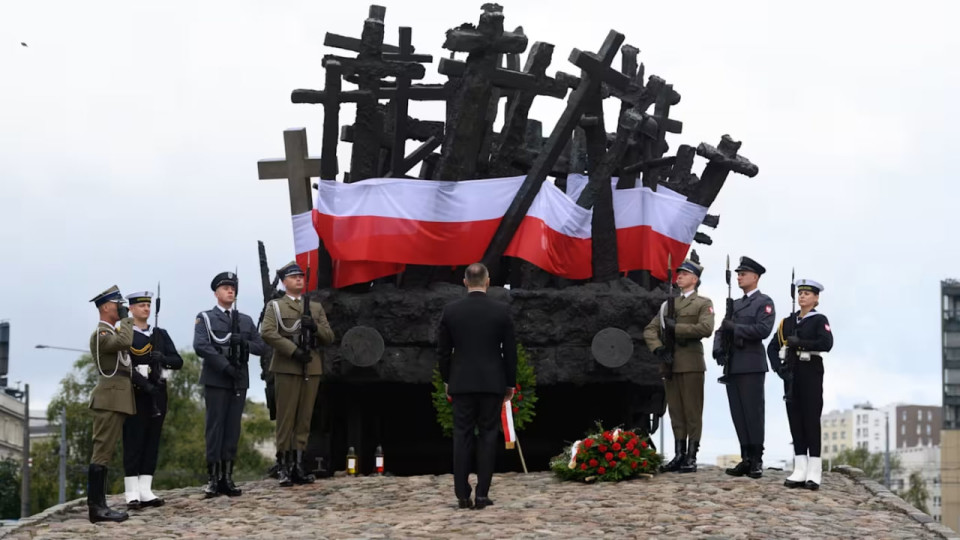 Польша готовит иск о репарациях против России за «советское господство»