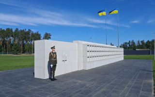 Правительство обновило требования к надгробиям на НВМК: религиозный символ, позывной и эпитафия