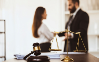 Тайный роман прокурора и адвоката остановил уголовное дело в Канаде