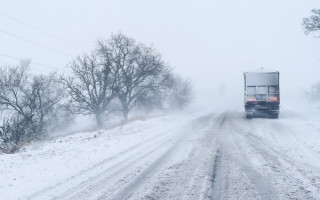 В Одеській області тимчасово обмежать рух автобусів та вантажівок на трасі М-15