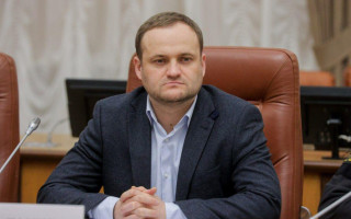 Уряд доручив Олексію Кулебі забезпечити готовність до ремонту стратегічних автошляхів